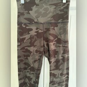 Lululemon camouflage Leggings